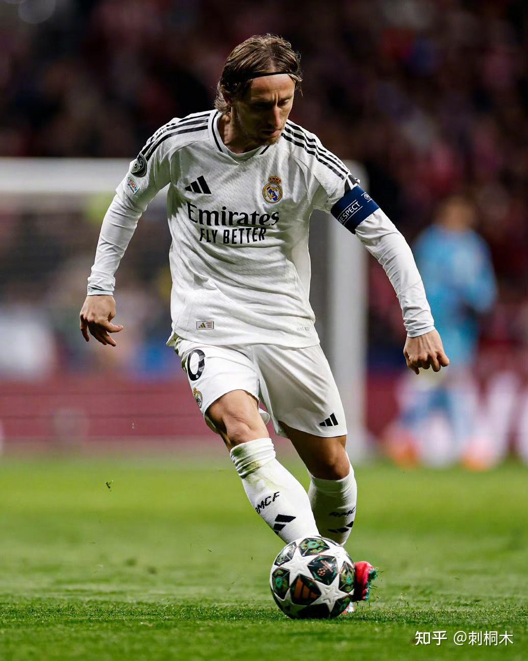 女排世联赛香港站：中国女排3-1日本队，八人表现满分，两人及格