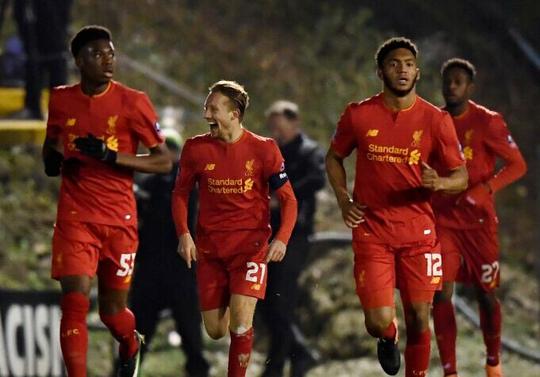 利物浦vs毕尔巴鄂竞技：萨拉赫、维尔茨首发，索博斯洛伊出战