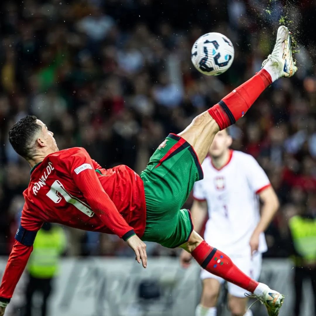 得分机器！里夫斯狂砍44+11大号两双，湖人力克猛龙