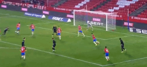 英媒：热刺领跑伊万-托尼的转会，球员愿意降低一半的薪水