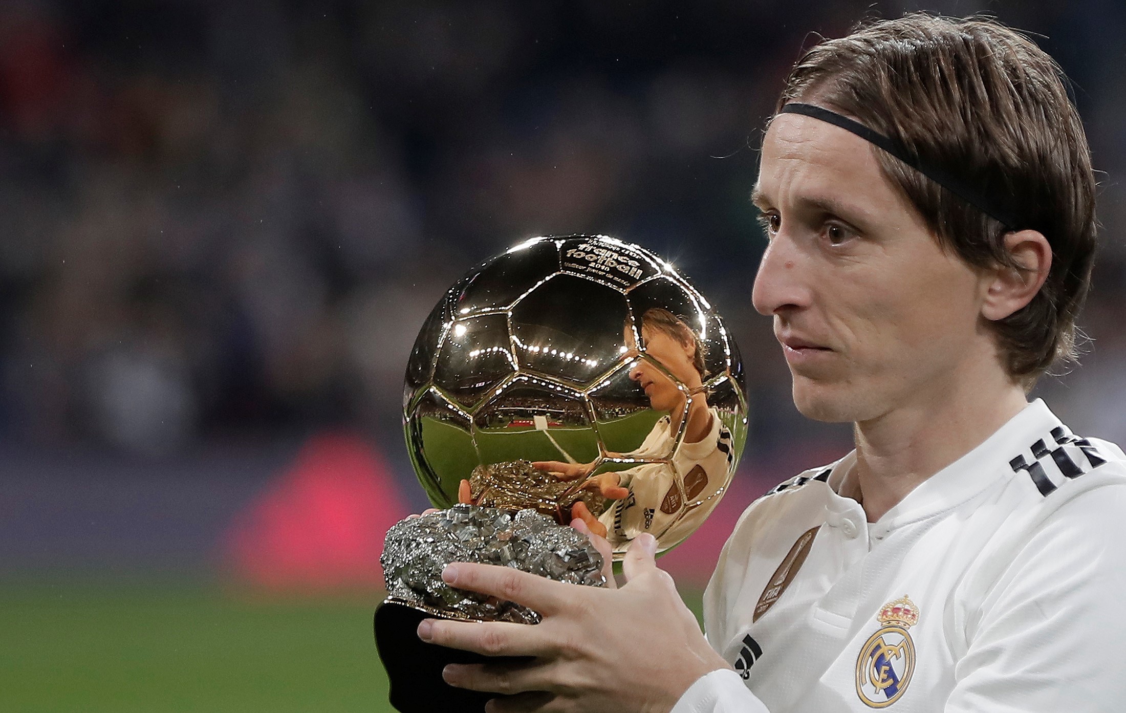 法布里齐奥·罗马诺透露，曼联与JJ·加布里埃尔的处境比最初预想的还要糟糕。