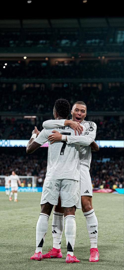 罗伯逊：红军当前受到批评是合理的，相信球队能够一洗颓势